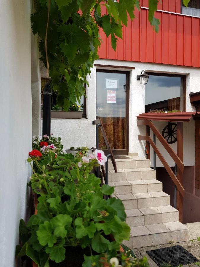 Garni-Hotel Mühletal Stein Am Rhein Exterior foto